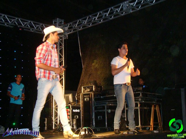 DSC08025.jpg