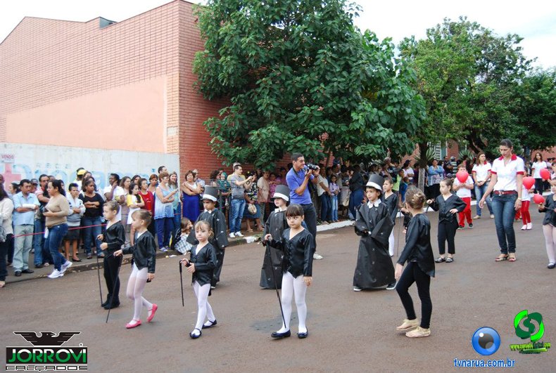 208.jpg