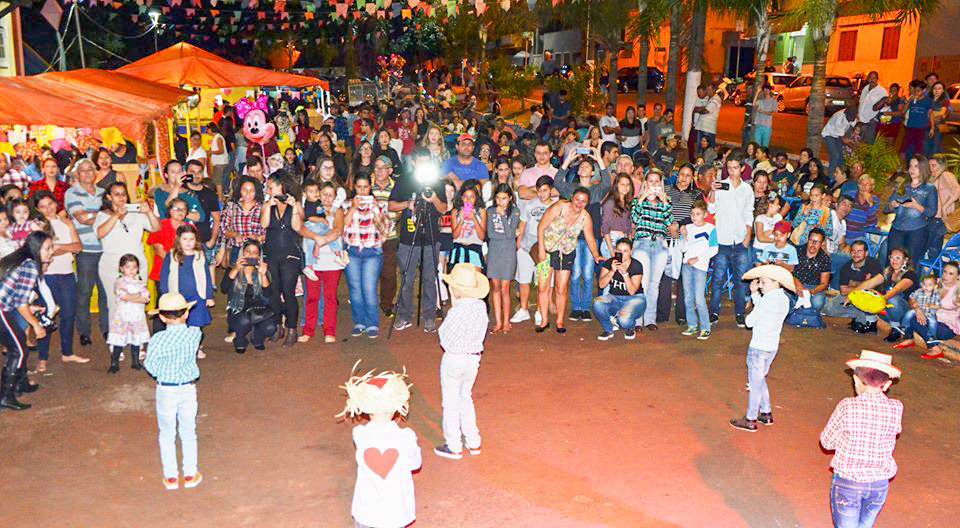 03-07-2018_Festa_Junina_Andira_02.jpg