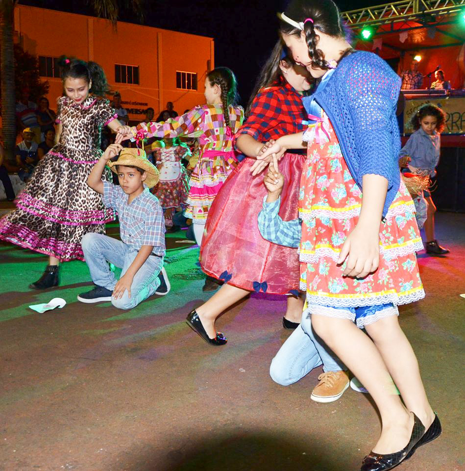 03-07-2018_Festa_Junina_Andira_10.jpg