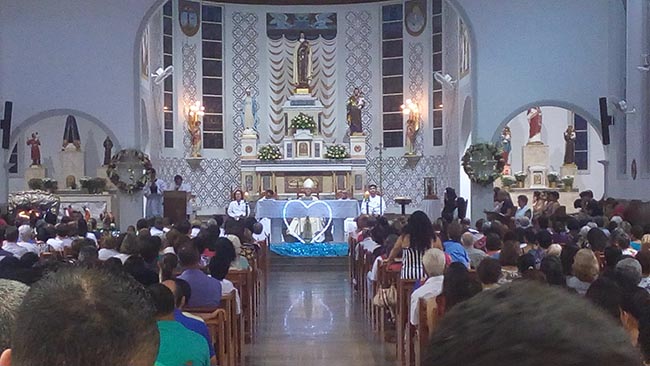 Arcebispo Dom Mauro, celebra pelo 6º Ano Consecutivo a Missa das Rosas em Bandeirantes