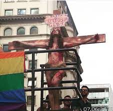 Magno Malta diz que Parada do Orgulho Gay  "passou dos limites "