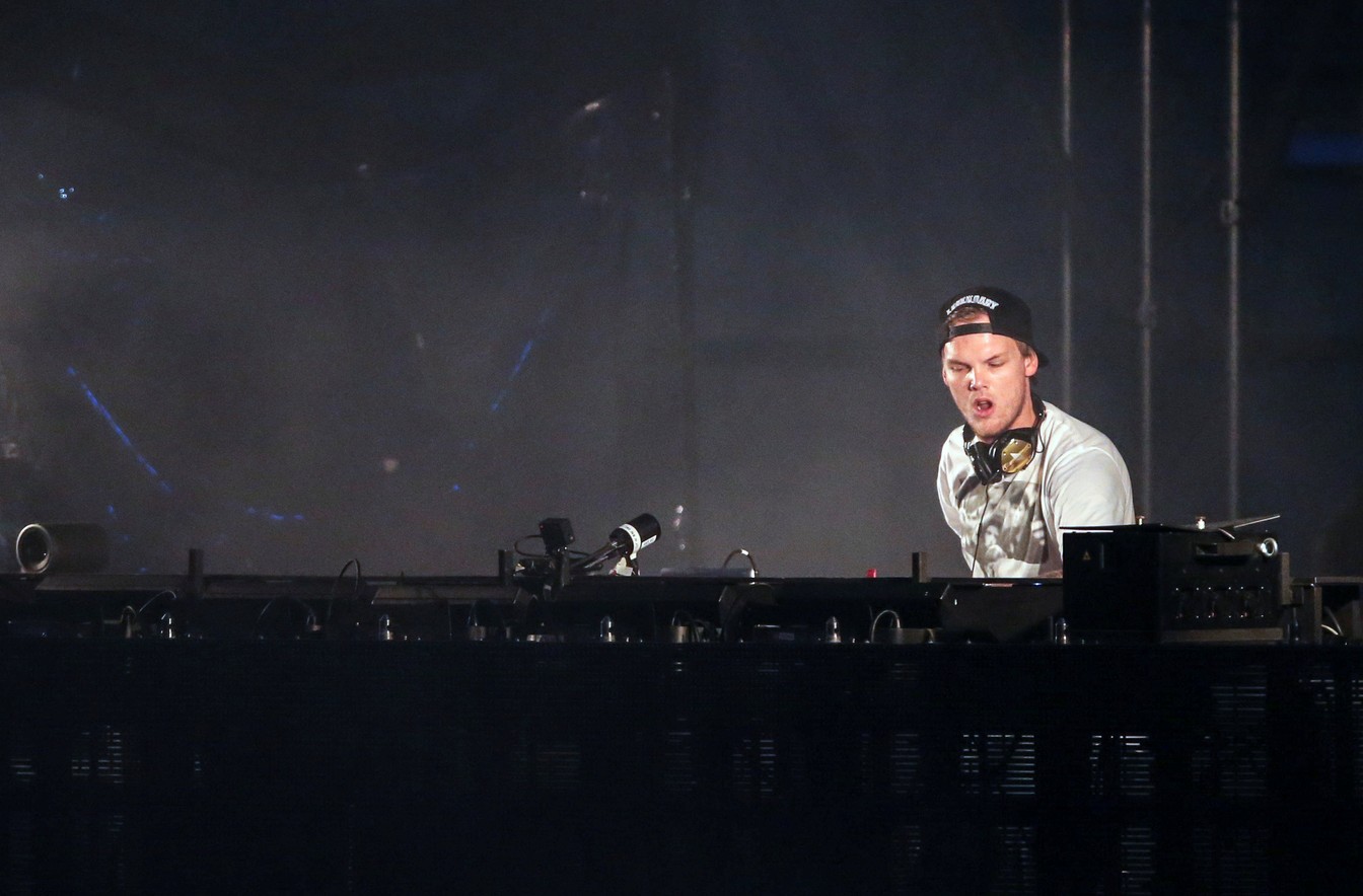 Avicii, DJ e produtor sueco, morre aos 28 anos