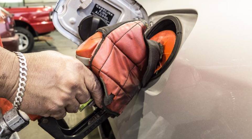 Petrobras reajusta preços do diesel e da gasolina nas refinarias