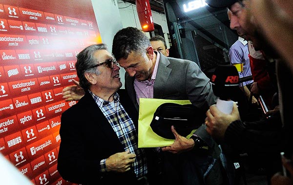 Aidar recebe demissão de Osorio, e alvo do São Paulo passa a ser Aguirre