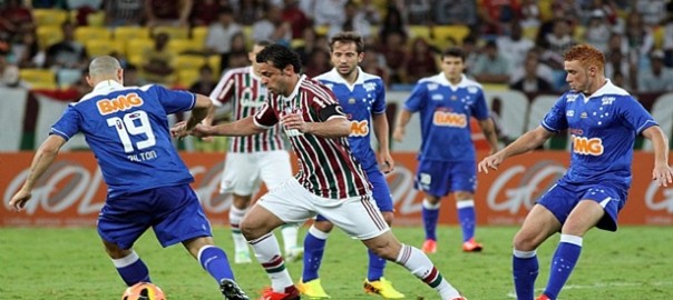 Com gol no fim, Fluminense empata com o líder Cruzeiro