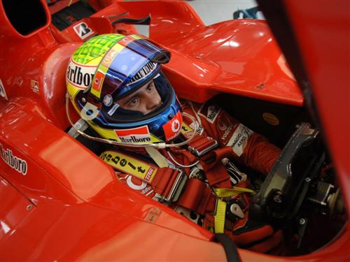 Massa lidera primeiro teste da F-1 com pneus novos