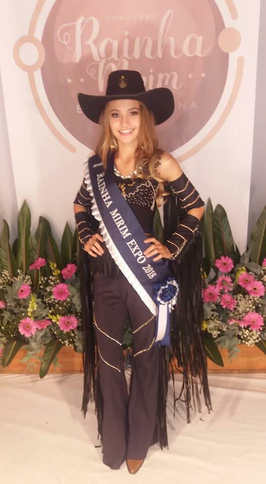 Rancho Alegre em festa, Eduarda Fontana, é eleita a Rainha da Expo Londrina