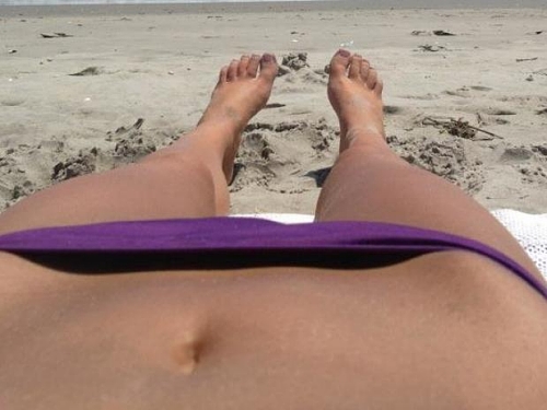 "Bikini Bridge" vira mania nas redes sociais e causa polÃªmica