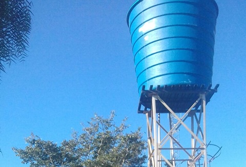 Em Japira, Reservatório de água é trocado e volta a abastecer os moradores normalmente