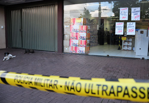 Suspeitos de matar policial durante assalto são presos na região de Londrina