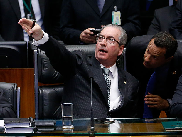 Cunha é afastado de mandato na Câmara