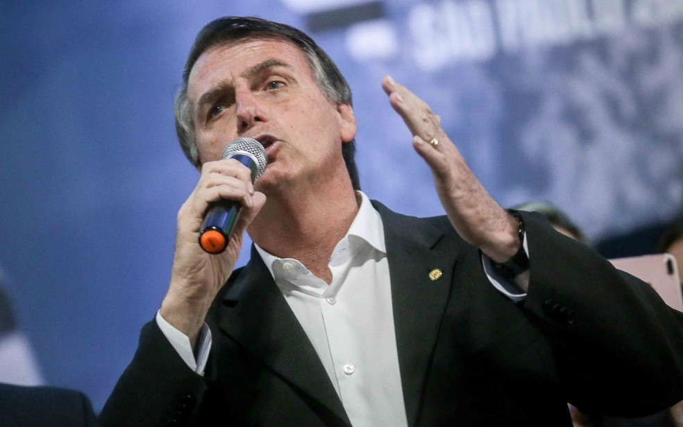 PT pede ao TSE para declarar Jair Bolsonaro inelegível por oito anos