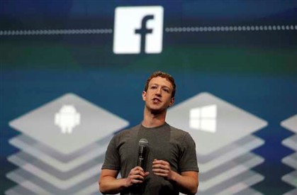 Porque é que Mark Zuckerberg usa sempre a mesma t-shirt cinzenta?