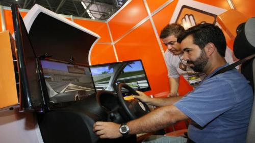 UEL desenvolve simulador para pessoas com medo de dirigir