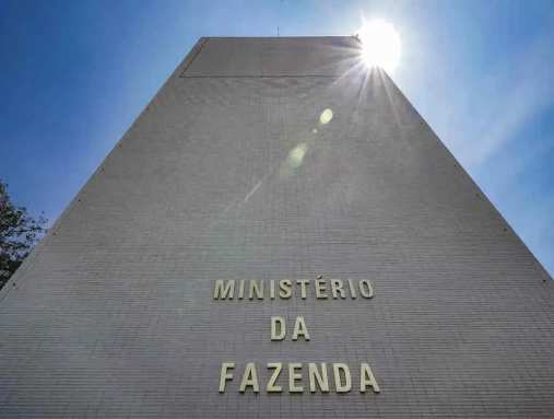 NA META: Governo reporta dficit de 0,36% em 2024; com excees, rombo fica em 0,09%, dentro da meta