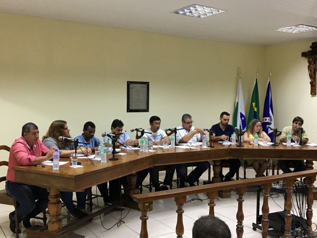 Vereadores alertam sobre projeto que pode aumentar salários em secretarias na prefeitura de Uraí