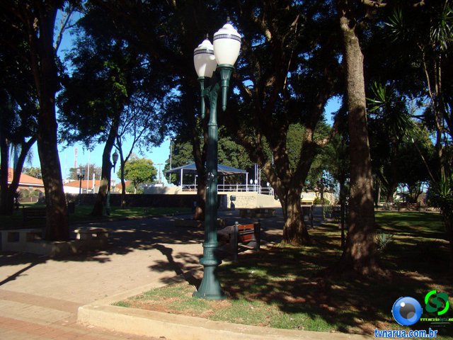 DSC02325.jpg