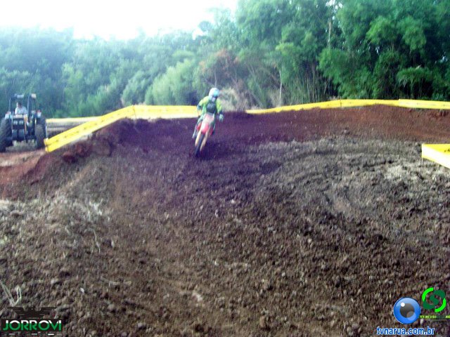 015.jpg