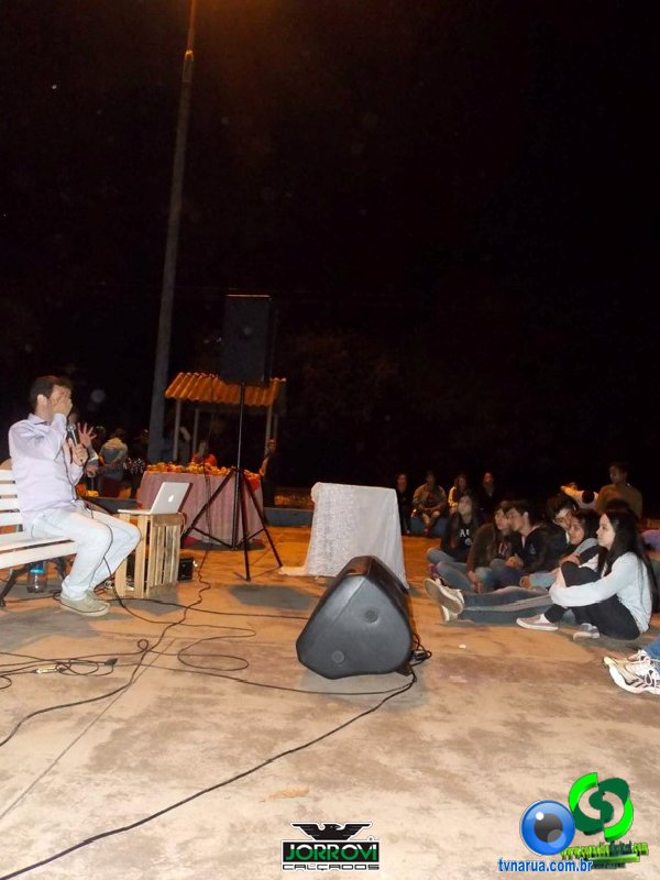 08-09-2013_1_Acampa_Jovem_09.jpg