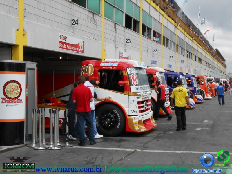 07-04-2013_formula_truck_029.jpg