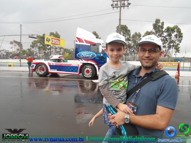 07-04-2013_formula_truck_190.jpg