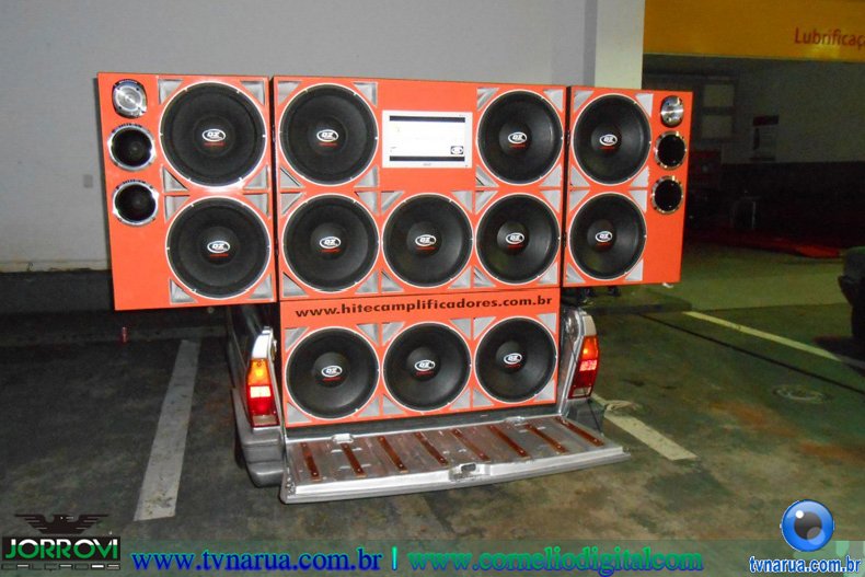 12-03-2013_Diego_Vinicius_Posto_Gasolina_2801729.jpg