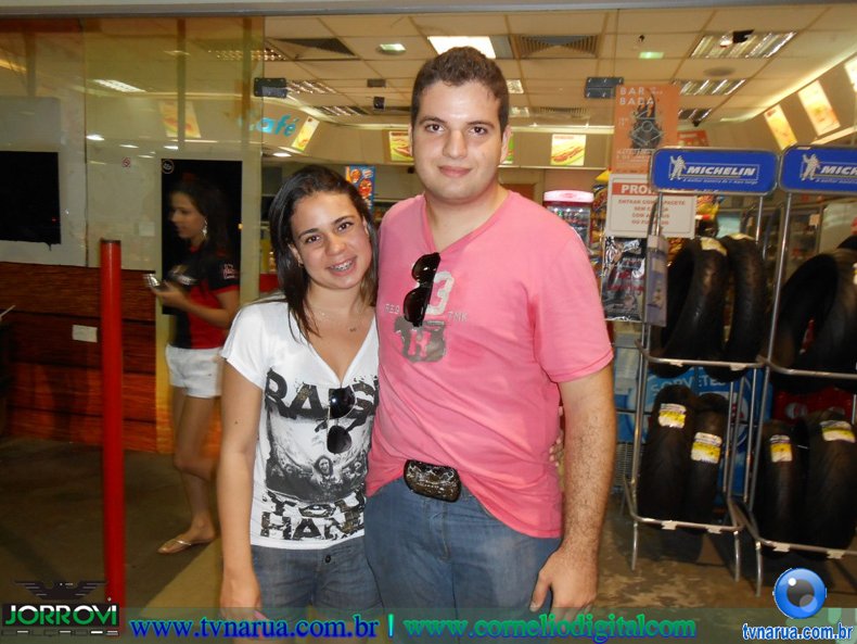 12-03-2013_Diego_Vinicius_Posto_Gasolina_2802729.jpg