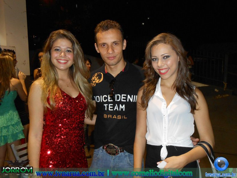 12-03-2013_Diego_Vinicius_Posto_Gasolina_2802829.jpg