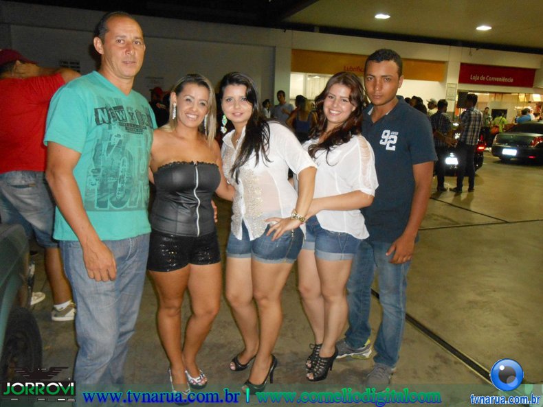 12-03-2013_Diego_Vinicius_Posto_Gasolina_2805029.jpg