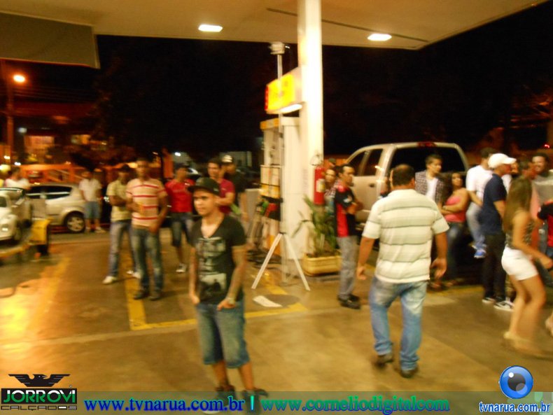 12-03-2013_Diego_Vinicius_Posto_Gasolina_2806629.jpg