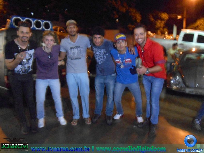 12-03-2013_Diego_Vinicius_Posto_Gasolina_2814129.jpg