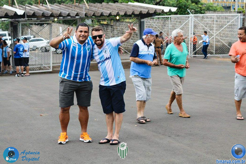 100.jpg
