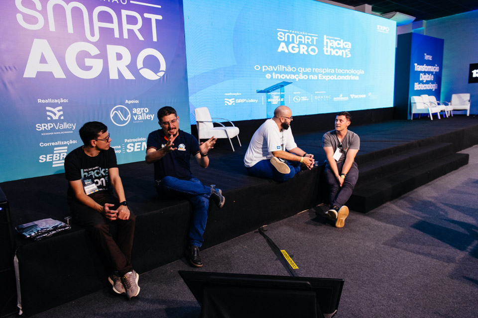 Hackathon-620.jpg