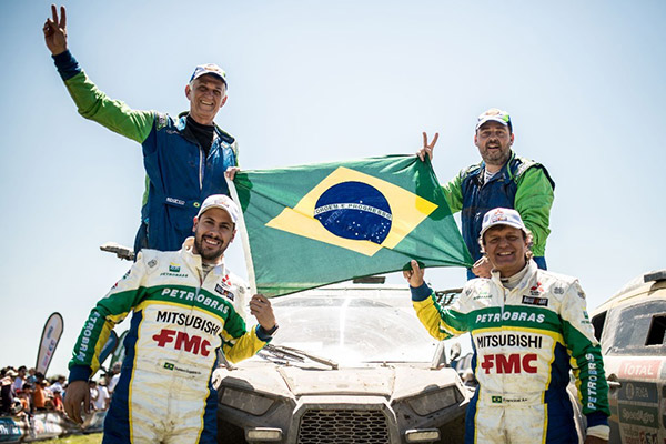 Leandro Torres e Lourival Roldan assumem a liderança do Rally Dakar nos UTVs