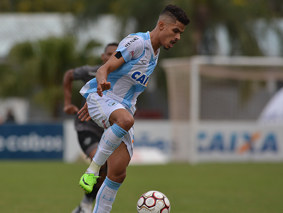 Lucas Ramón destaca consistência do time na vitória sobre o Paysandu e confiança para a próxima partida 