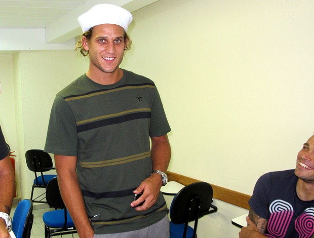 Rafael Moura do Fluminense durante teste na Marinha (Foto: Divulgação / Capitania dos Portos)