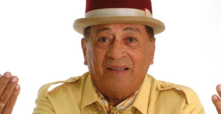 Morre cantor Genival Lacerda, aos 89 anos, vítima de Covid-19