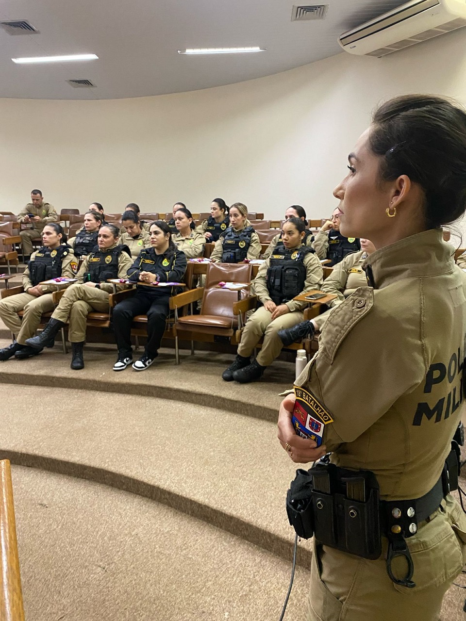 18º BPM realiza palestra em alusão ao Dia da Policial Feminina