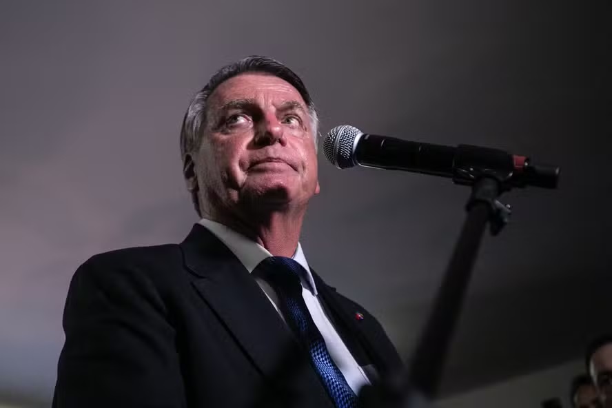Aliados de Bolsonaro preveem derrota por unanimidade no STF em julgamento da trama golpista e temem  "cortes " nas redes