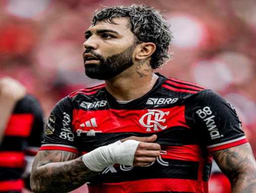 Flamengo vence com estrela de Gabigol, mas Kardec deixa Atlético-MG vivo