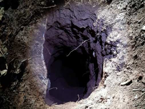 imagens/thumbs/23-09-2020_buraco_cadeia.jpg