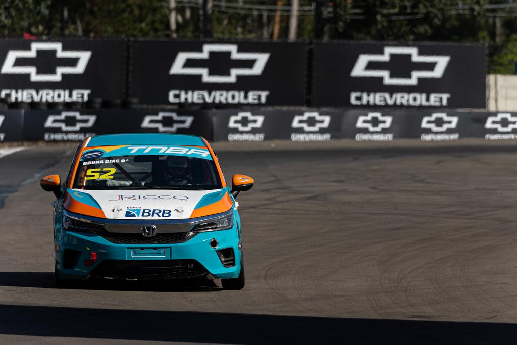 Bruna Dias está de volta ao grid da Turismo Nacional no Velopark<br/>(Magnus Torquato/Vicar)